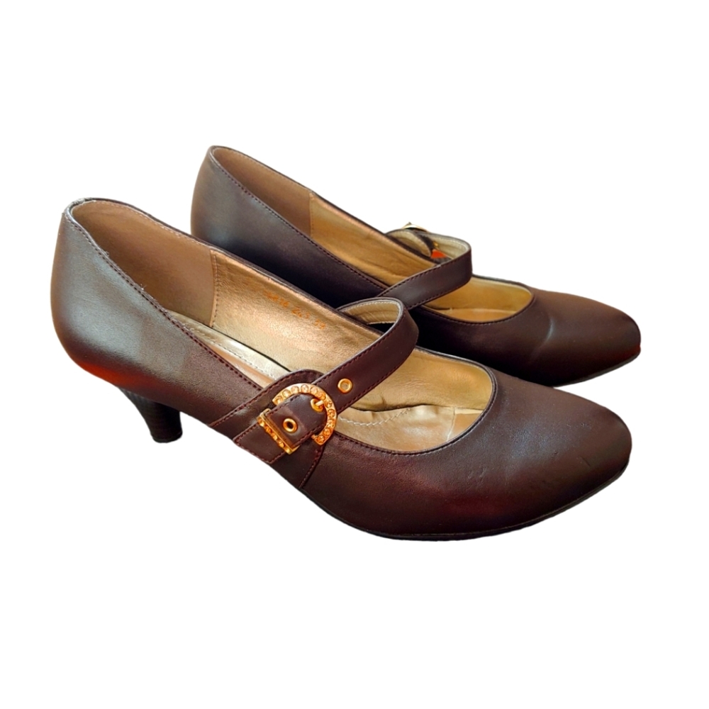 Dong Fang Brown Mary Jane Pumps with Gold Buckle and Crystal Accents - Size 8